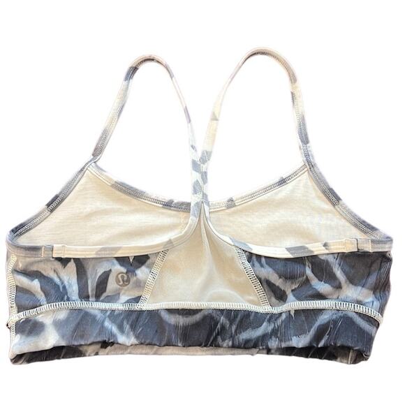 Lululemon Flow Y Nulu Bra Tie Dye Print Size 4 - Picture 5 of 10